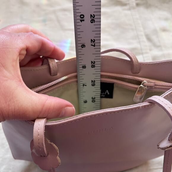 Furla Powder Baby Pink Mauve Lavender Shoulder Bag Leather Bucket Purse Vintage - Picture 15 of 15